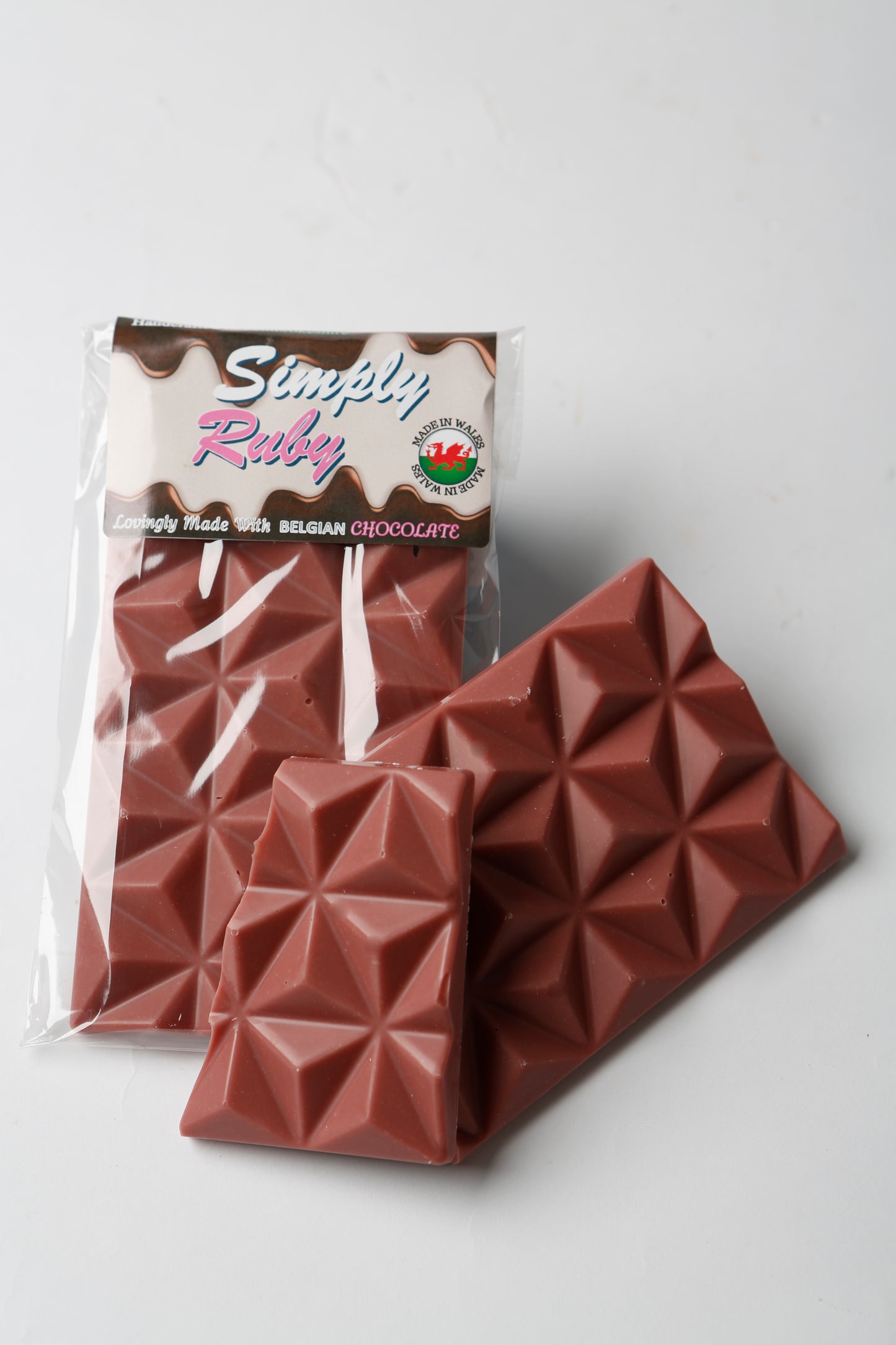 *SIMPLY* BELGIAN RUBY CHOCOLATE BAR - SPECIAL OFFER- 10% off (when you purchase ANY 5 BARS FROM OUR *SIMPLY BAR RANGE*) NO CODE NEEDED